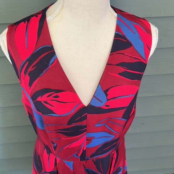 Draper James V-Neck Pleated A-Line Cocktail Dress Size 10 - Picture 2 of 8